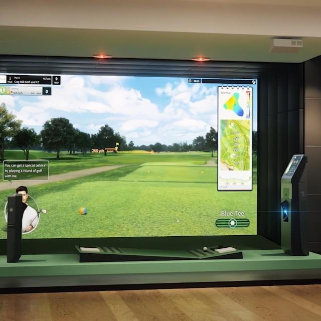 Indoor Golf Facility Whitby - Mulligans Indoor Golf